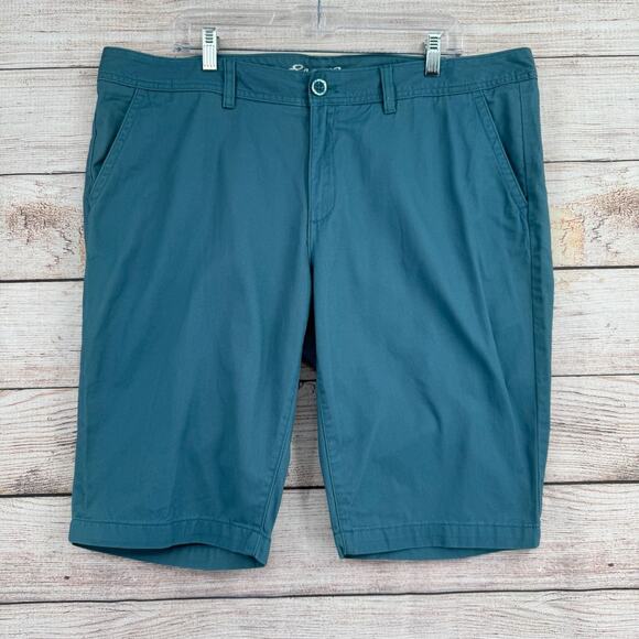 Eddie Bauer Legendwash Slightly Curvy Bermuda Shorts Women's 18 Marina Blue NEW - Picture 1 of 13